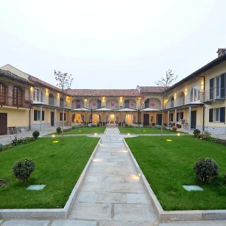 Agriturismo Cascina Varie Castagnito Zewnętrze zdjęcie
