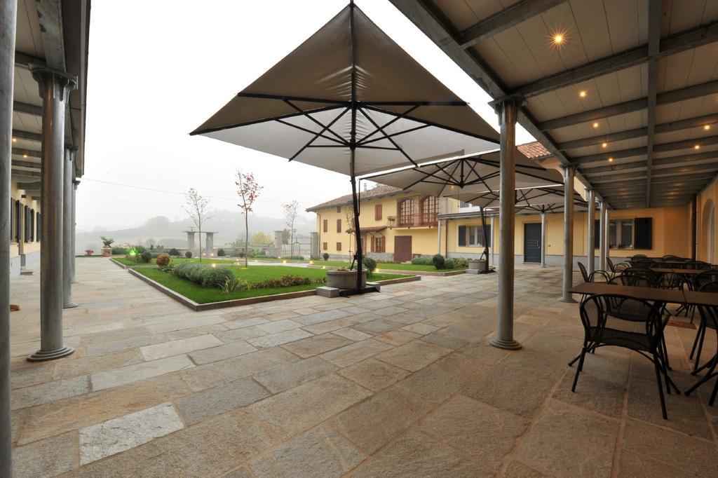 Agriturismo Cascina Varie Castagnito Zewnętrze zdjęcie